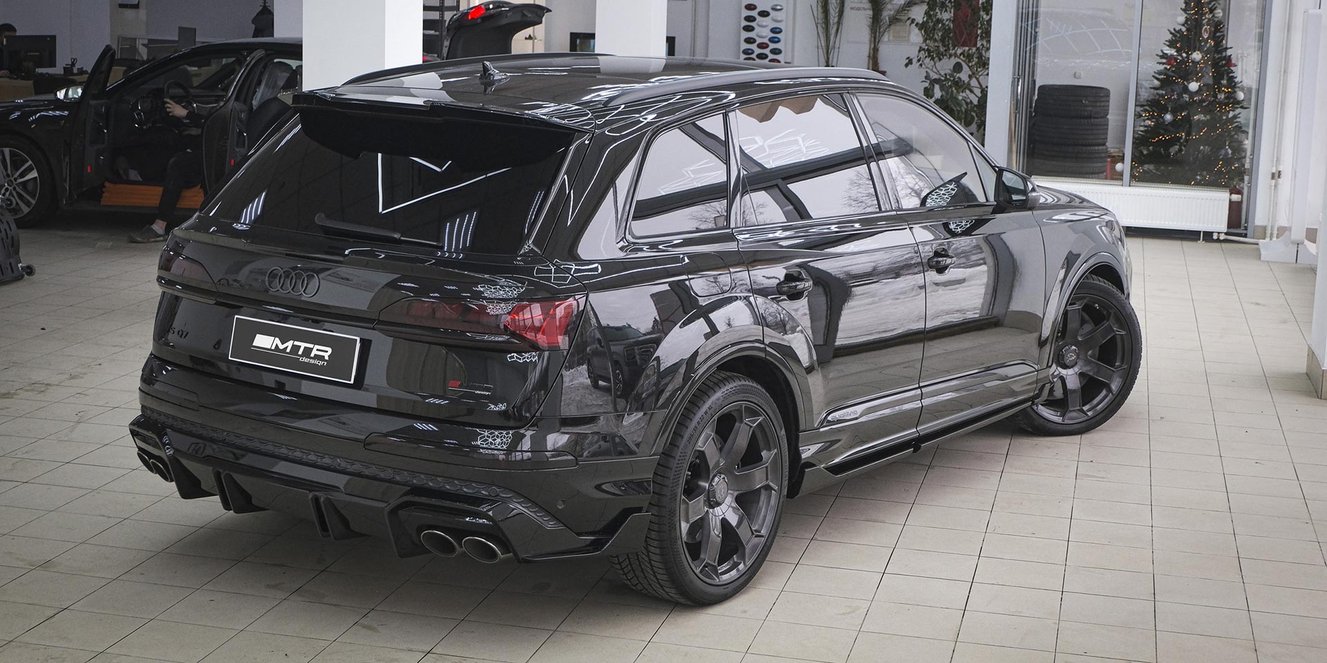 Audi SQ7 / Q7 S-Line (4M)