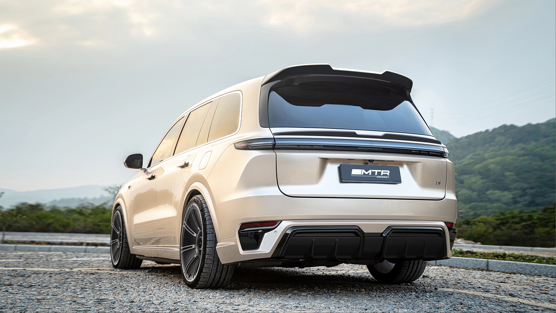 Li Auto (LiXiang) L9